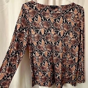 NWOT ! Print Knit Colorful Blouse